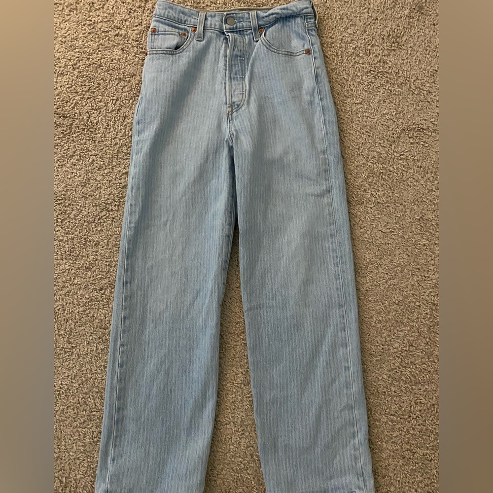 Levi’s Premium Ribcage Straight Jean